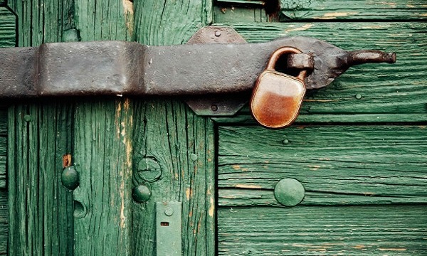 locked-door-600x370